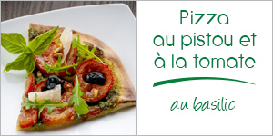 Pizza au pistou et tomates au basilic